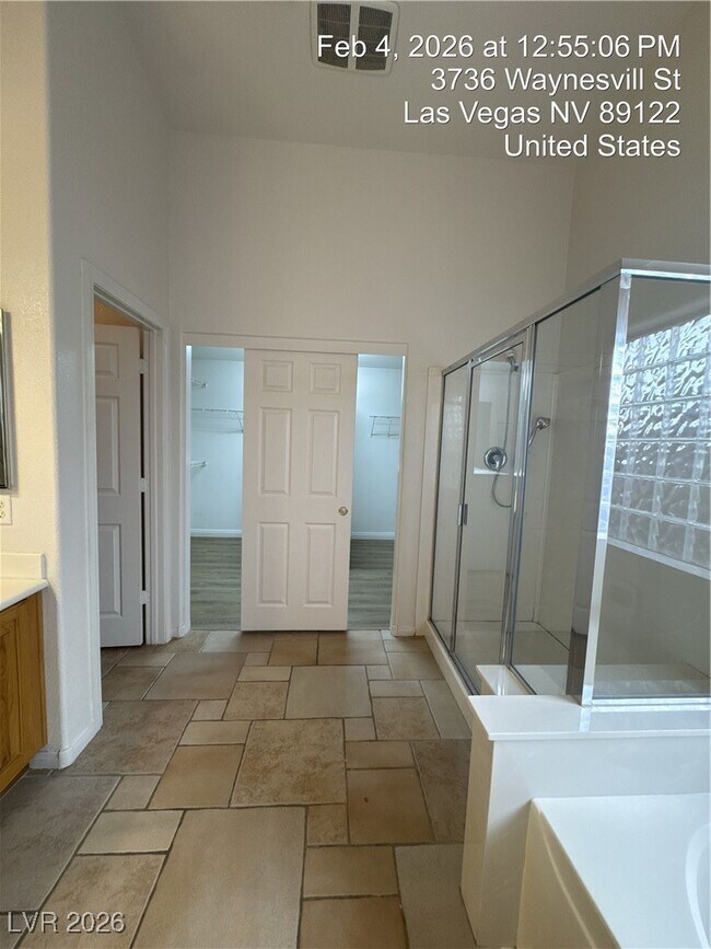 Building Photo - 3736 Waynesvill St