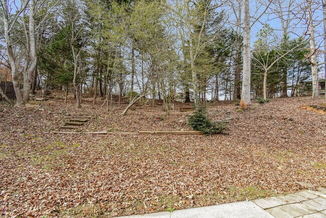 Building Photo - 738 Austin Creek Dr