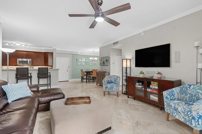 Building Photo - 3606 S Ocean Blvd