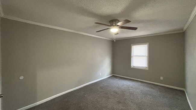 Building Photo - 1272 Semmes St