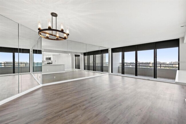 Building Photo - 5950 Pelican Bay Plaza S