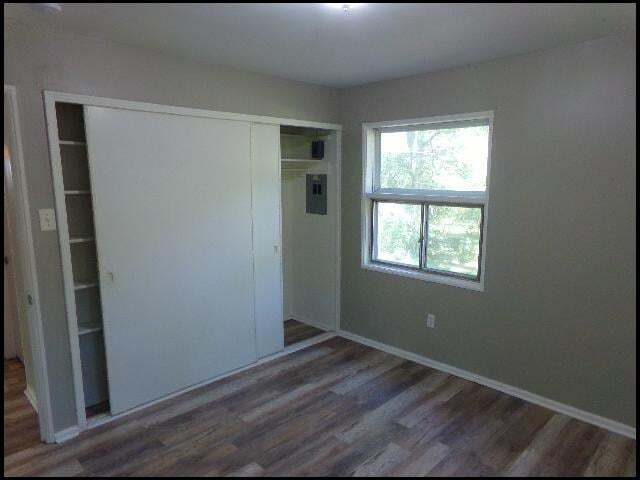 Building Photo - 3 N Meadowcliff Cir