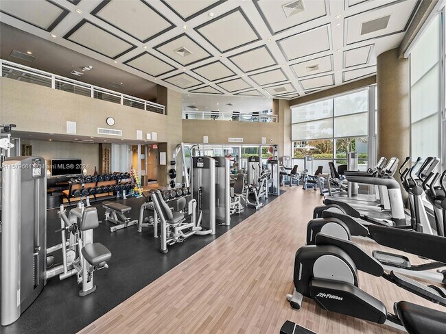 Building Photo - 3101 S Ocean Dr