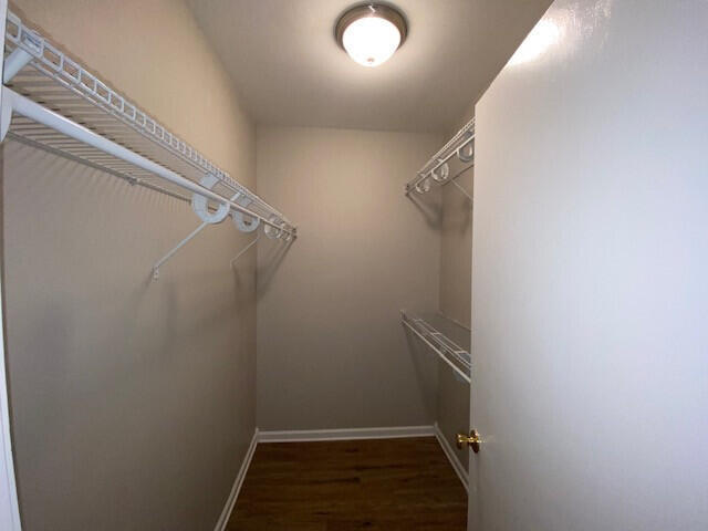 Building Photo - 208 20th St