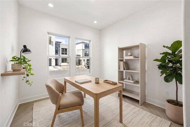 Building Photo - 164 Apron