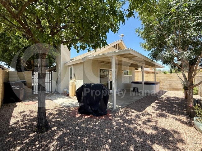 Building Photo - 5210 W Jupiter Way N