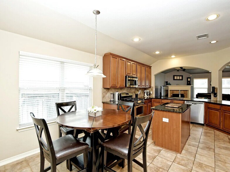 Building Photo - 4207 Windberry Ct