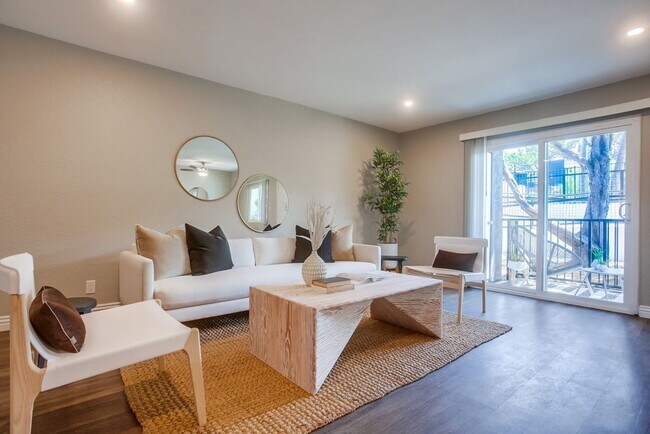 Interior Photo - Latte of Escondido