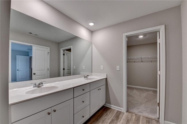 Building Photo - 4335 Magpie Dr