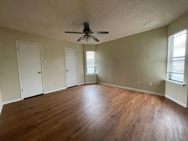 Building Photo - 3407 Victoria Cir