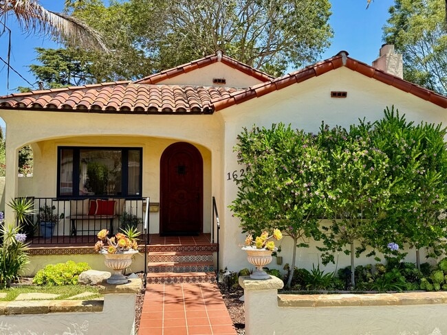 Primary Photo - Furnished Santa Barbara 3 bedroom/2 bathroom Home