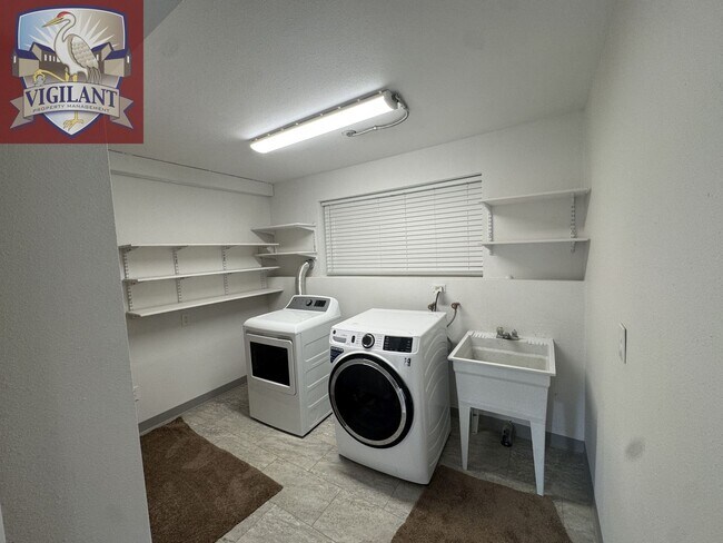 Building Photo - WA3309