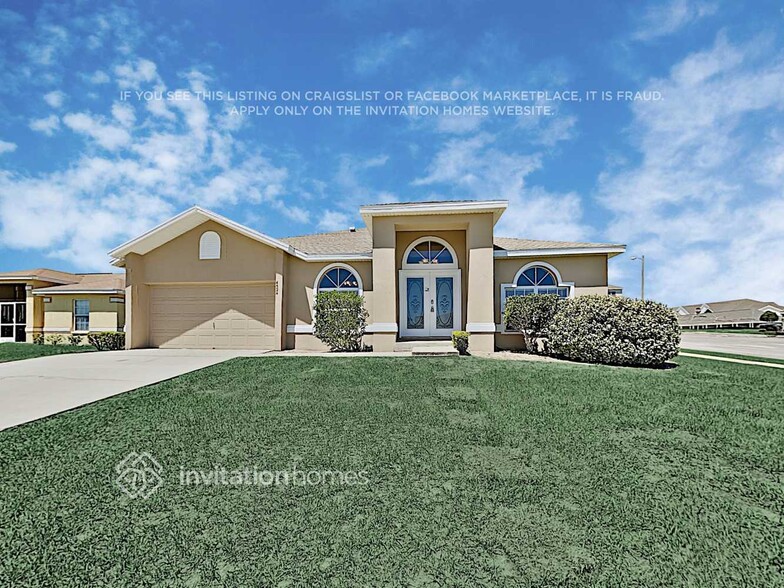 Primary Photo - 4524 Great Blue Heron Dr