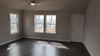 Building Photo - 3019 Lee Ave