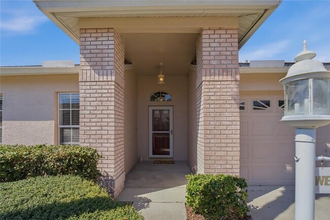 Building Photo - 1221 Wolford Dr