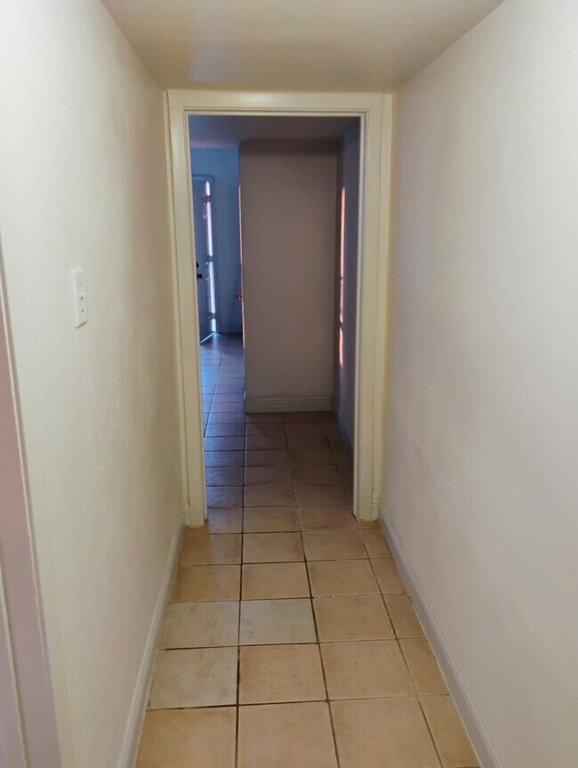 Building Photo - 3002 Market St