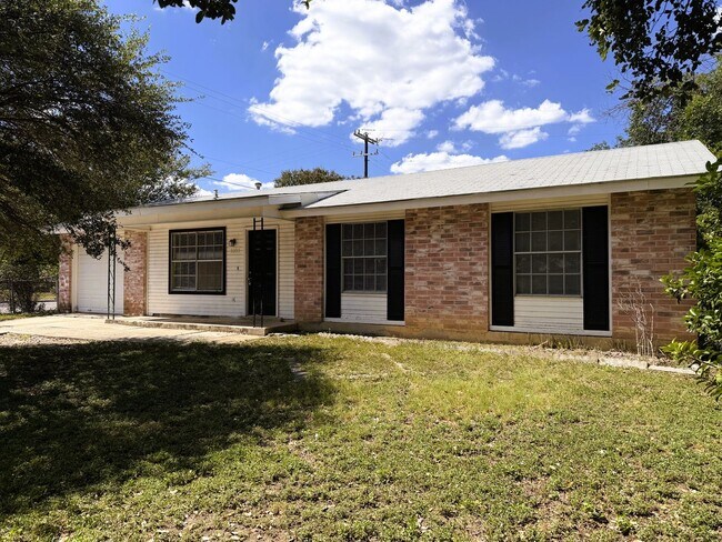 Building Photo - 5203 Village Row