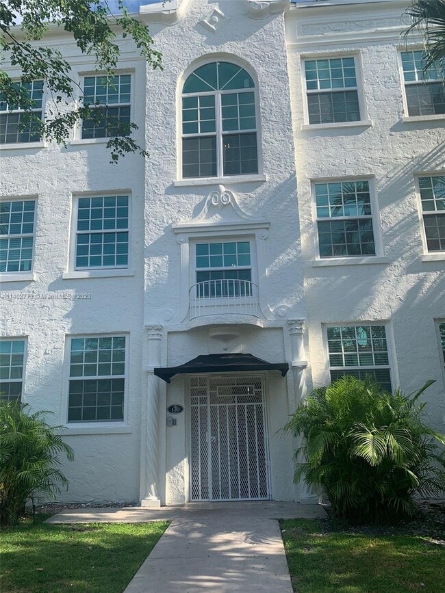 Building Photo - 130 Antiquera Ave