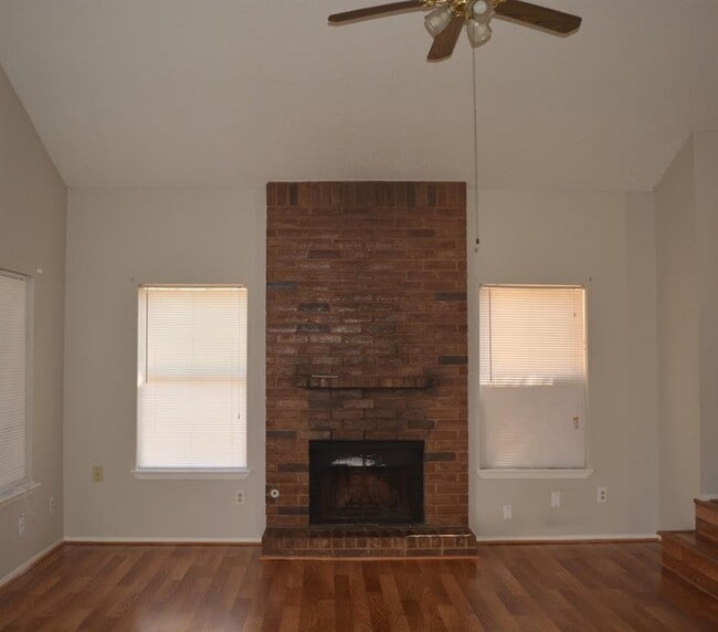 Building Photo - 20206 Westfork Ct