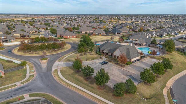 Building Photo - 18208 Scarborough Dr