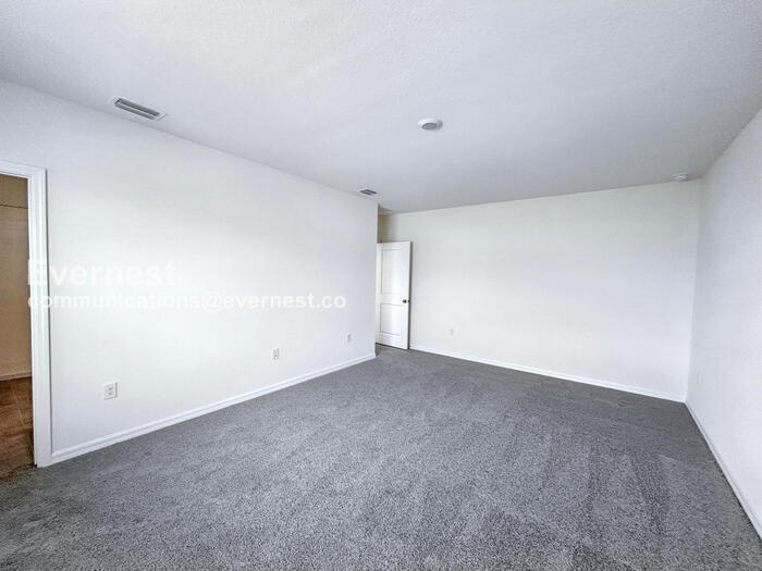 Building Photo - 8332 Juning Cove