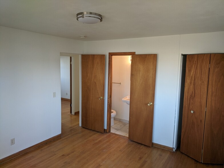 Main bedroom has a full bathroom attached. - 2306 Hoard Street