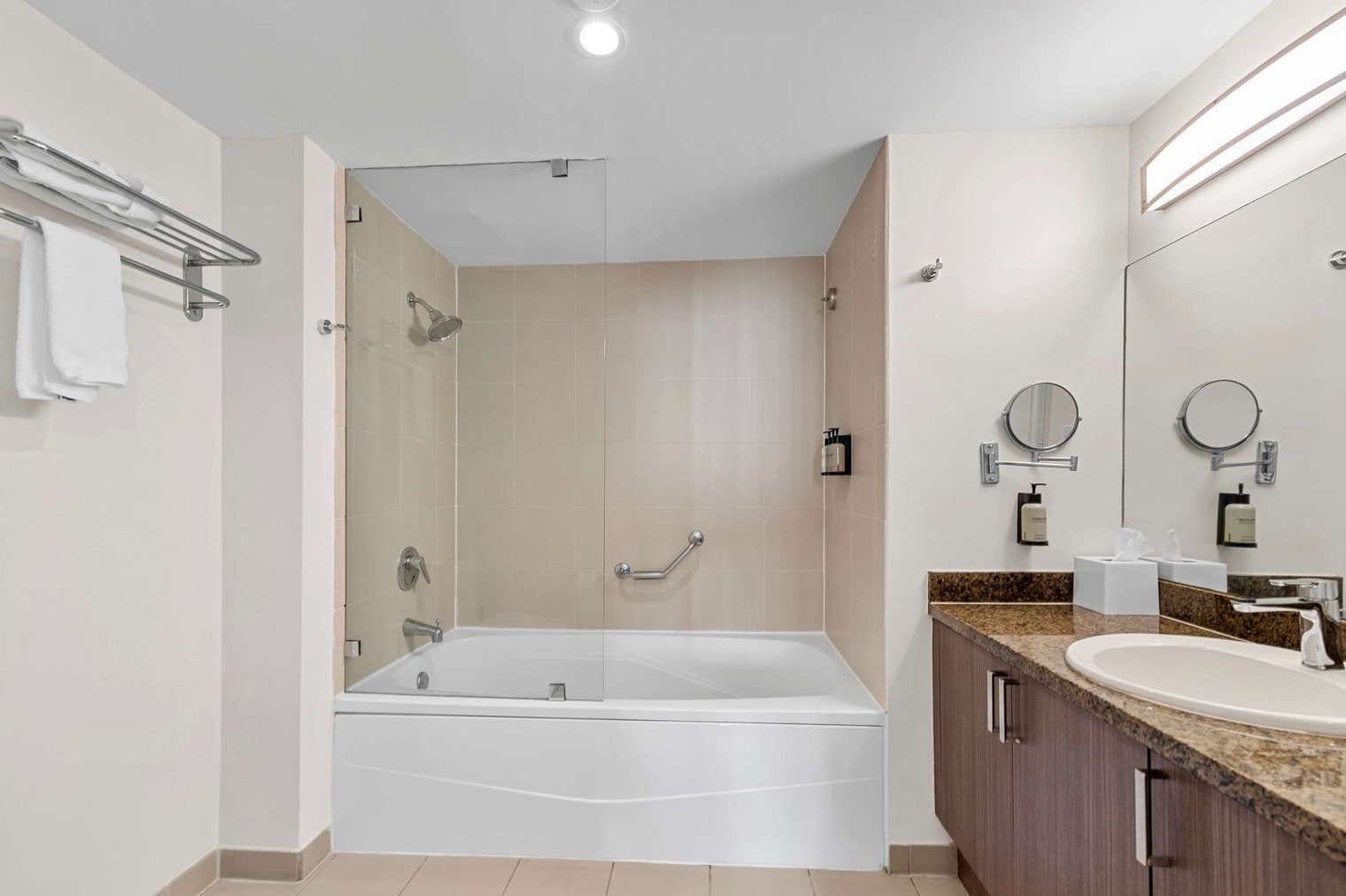 Building Photo - 2889 McFarlane Rd