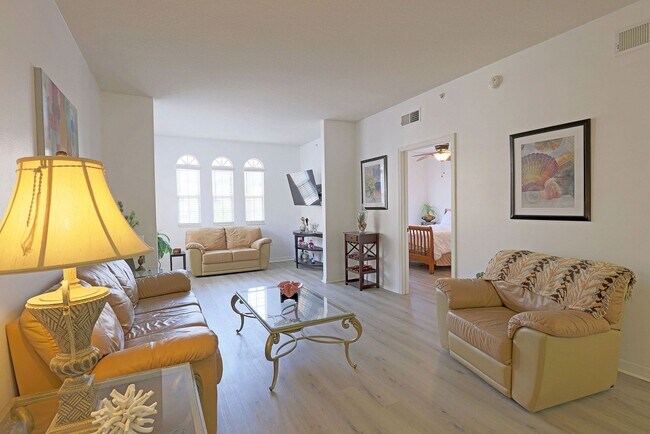 Building Photo - The Gardens at Beachwalk 15630-204
