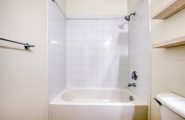 Building Photo - 4670 69th Pl N