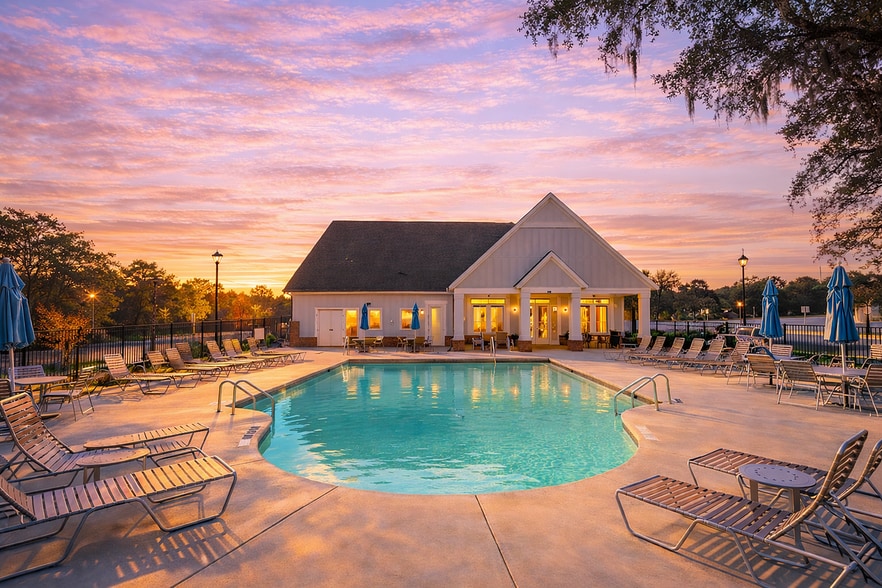 Lexington - pool - edit 1 - Covey Homes Lexington