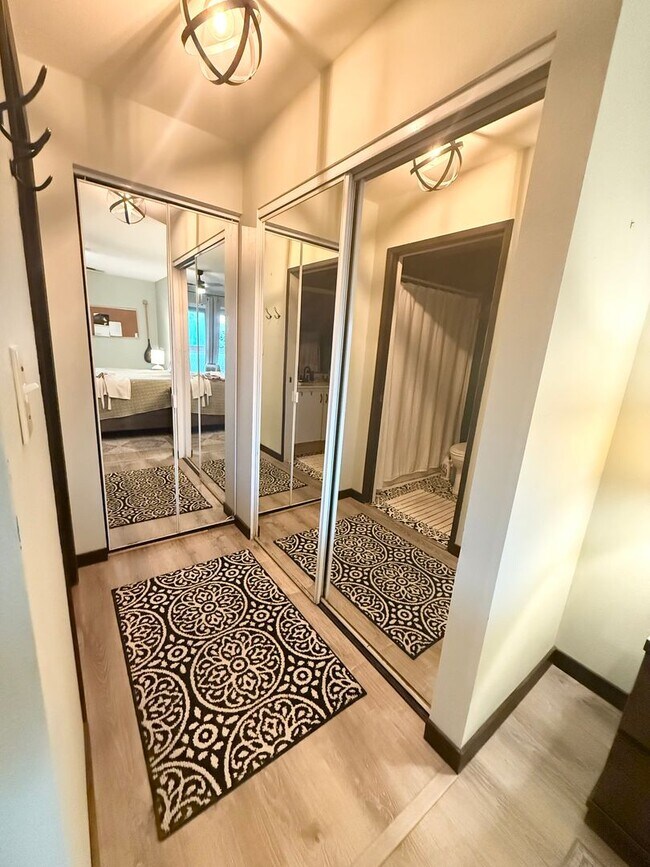 Building Photo - Available 12/15/2025 – Beautiful 2BR/2BA Unfurnished Condo at Iao Parkside, Wailuku