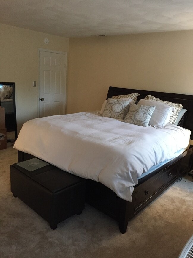 Building Photo - Southall Quarter