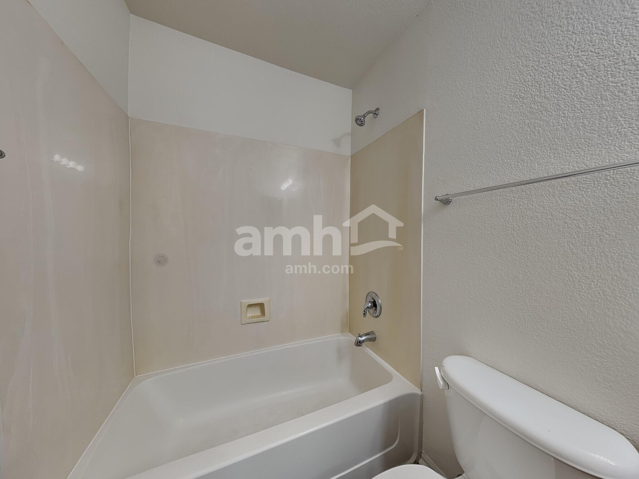 Building Photo - 12613 W Reade Ave