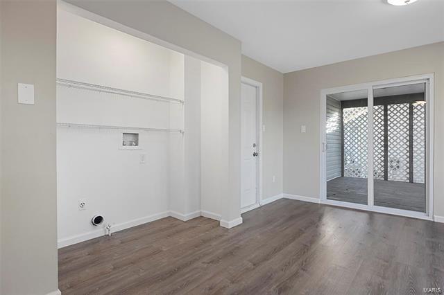 Building Photo - 655 Foxtail Dr