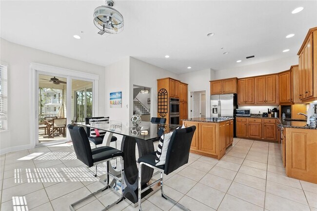 Building Photo - 3020 Gulf of Mexico Dr