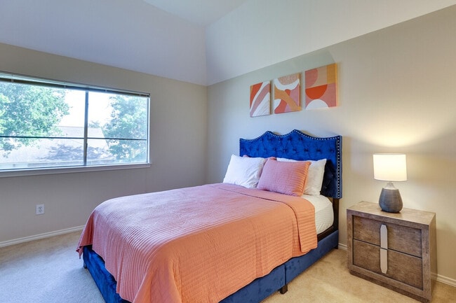 Building Photo - 5911 Indian Hills Ln