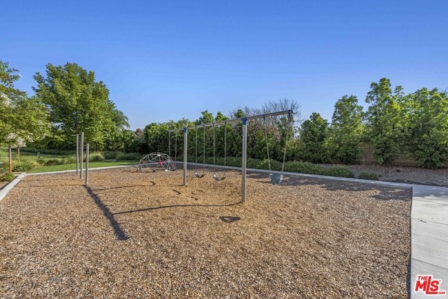 Building Photo - 21757 Bene Dr