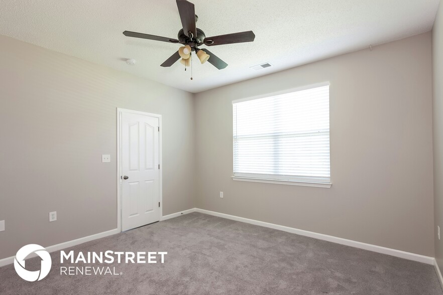 Building Photo - 6856 Blake Brook Dr