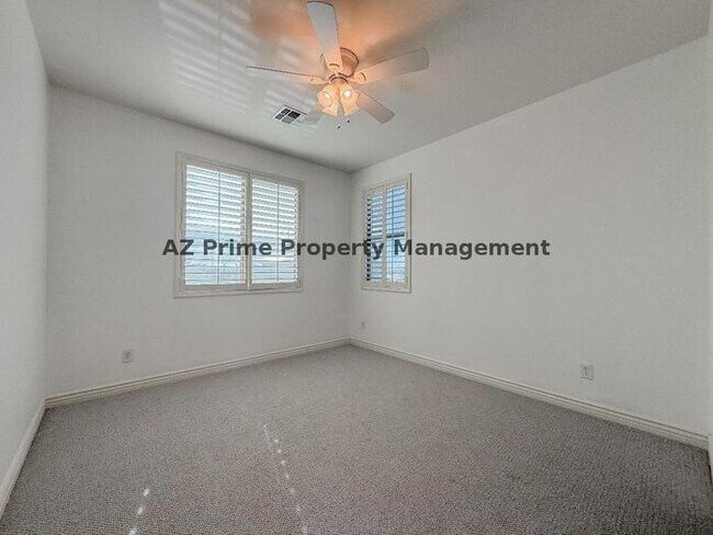 Building Photo - 18649 W Williams St