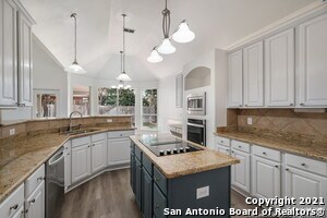 Building Photo - 24208 Bear Mountain