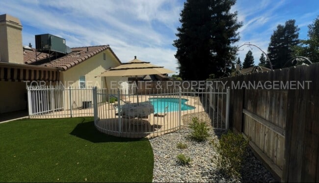 Building Photo - Coming Soon! Fully Furnished Home with Pool – Prime Location in Visalia, CA