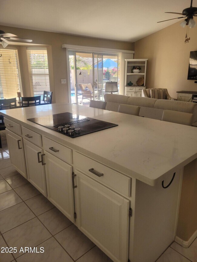 Building Photo - 14575 W Morning Star Trail