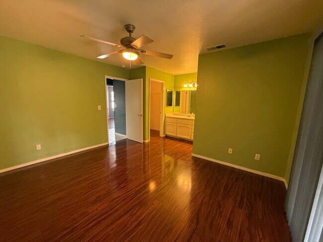 Building Photo - 248 Exie Ln