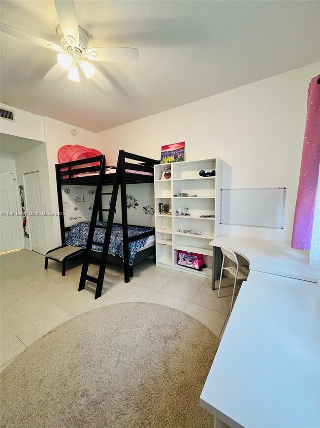 Building Photo - 2080 S Ocean Dr