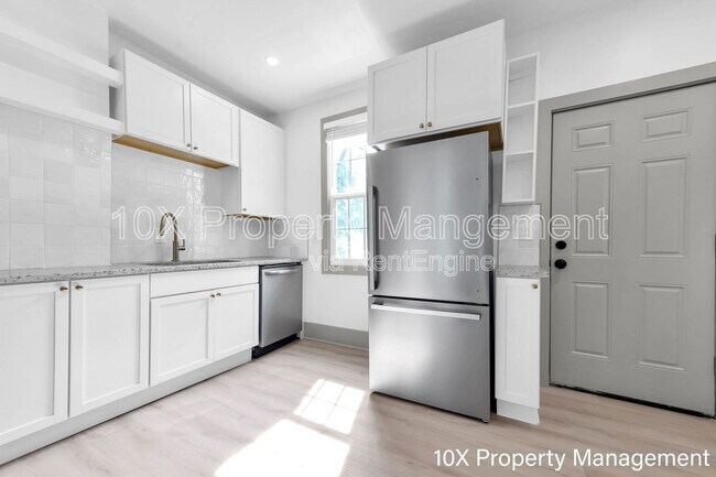 Building Photo - 207 N 22nd St