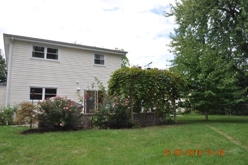 Building Photo - 2403 N Verde Dr