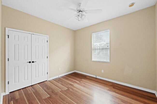 Building Photo - 27211 Fern Glade Ct