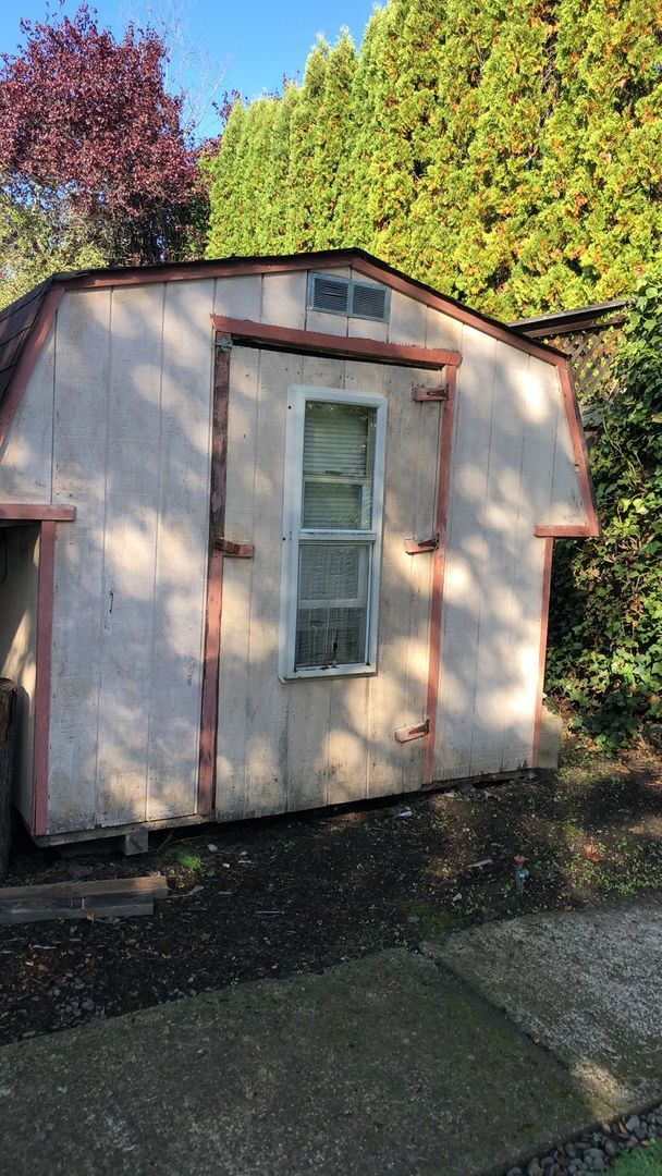 Building Photo - Spacious 4-Bedroom Home in Prime Corvallis Location!