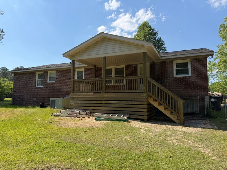 Building Photo - 280 Currituck Rd