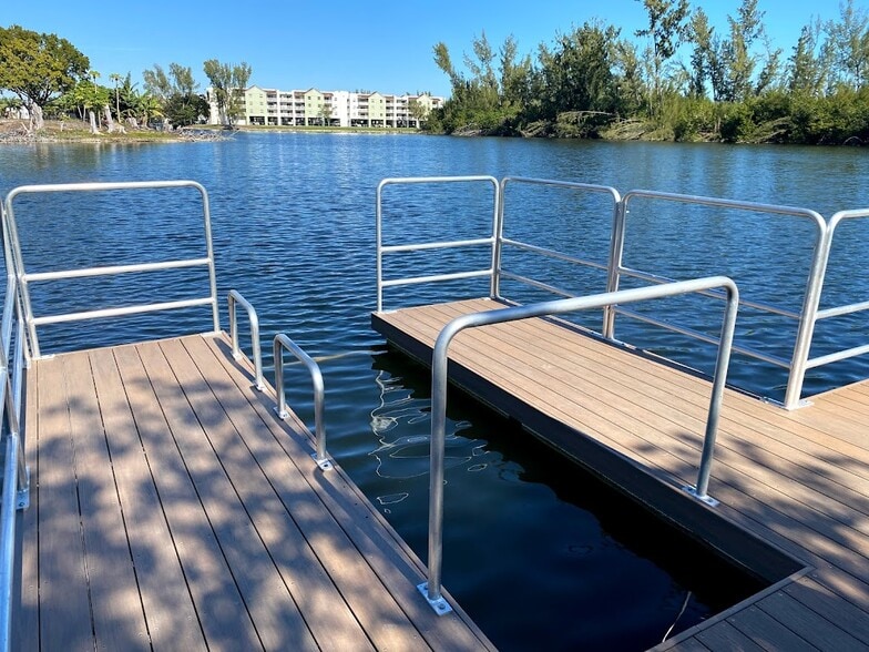 Kayak Dock Lake By The Bay Park - 8537 SW 214th Ln